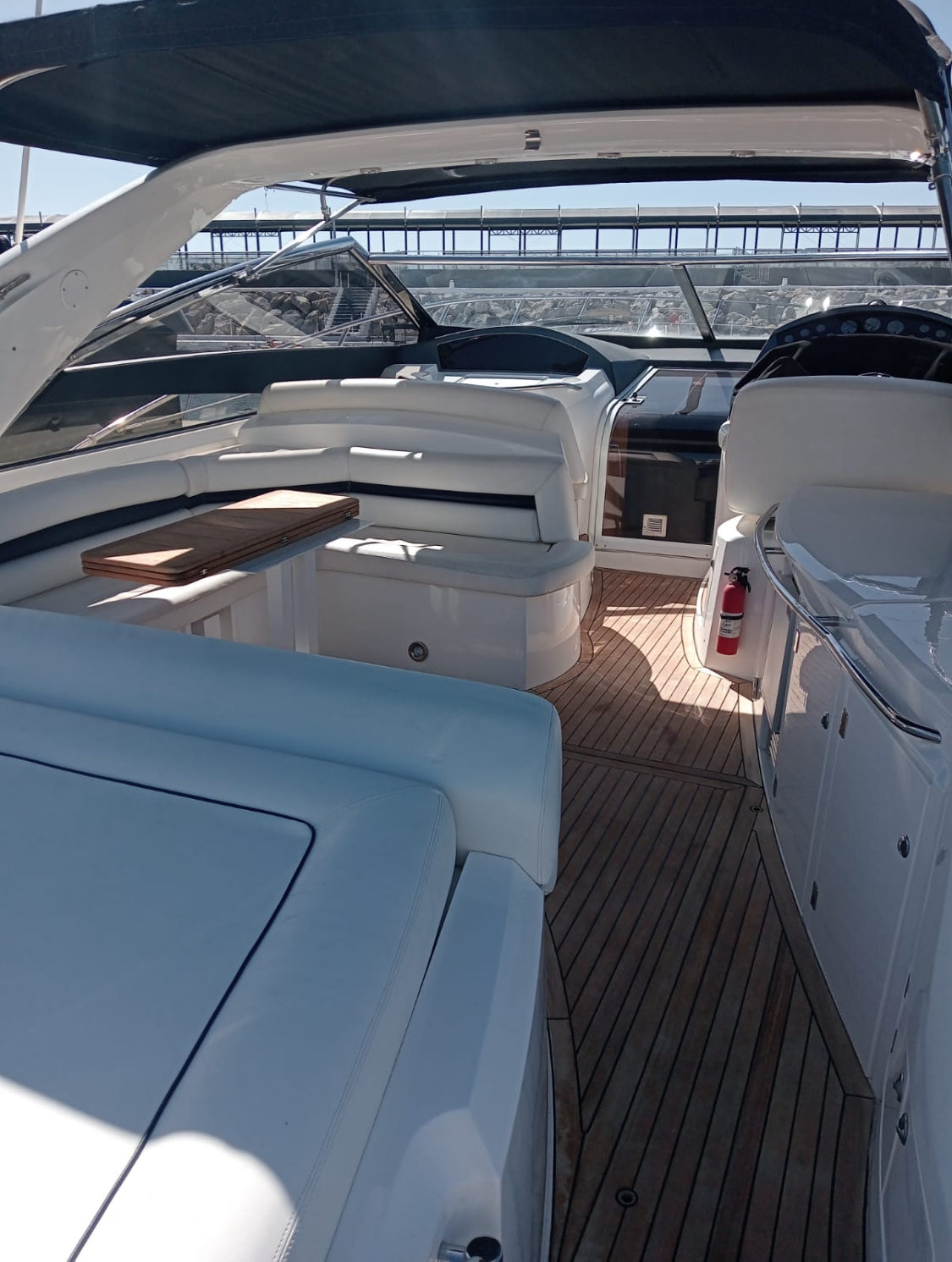 SUNSEEKER PREDATOR 55