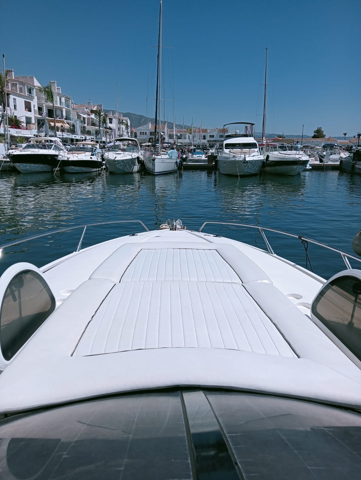 SUNSEEKER SUPERHAWK 34